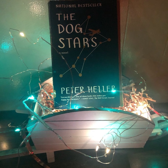 ❤️3/$15 The dog stars - Picture 1 of 2